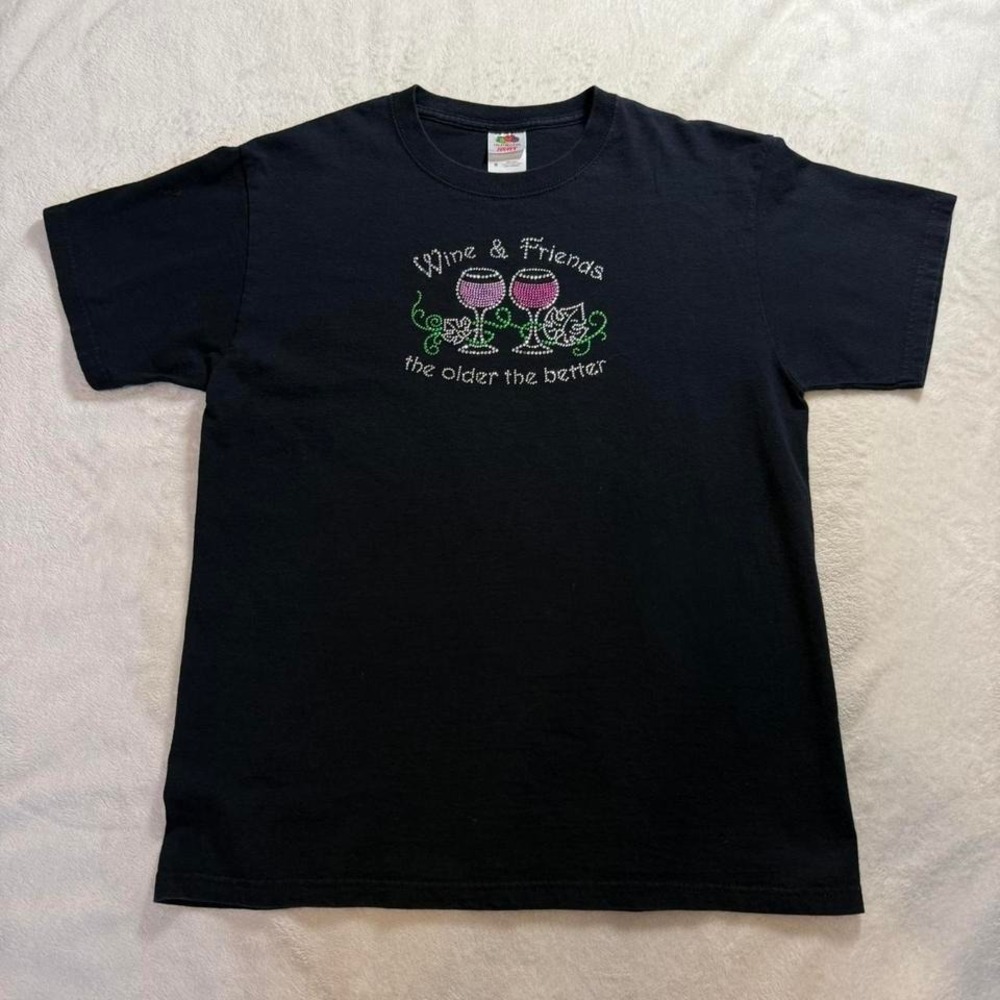 wine and friends t-shirt - Picture 1 of 5
